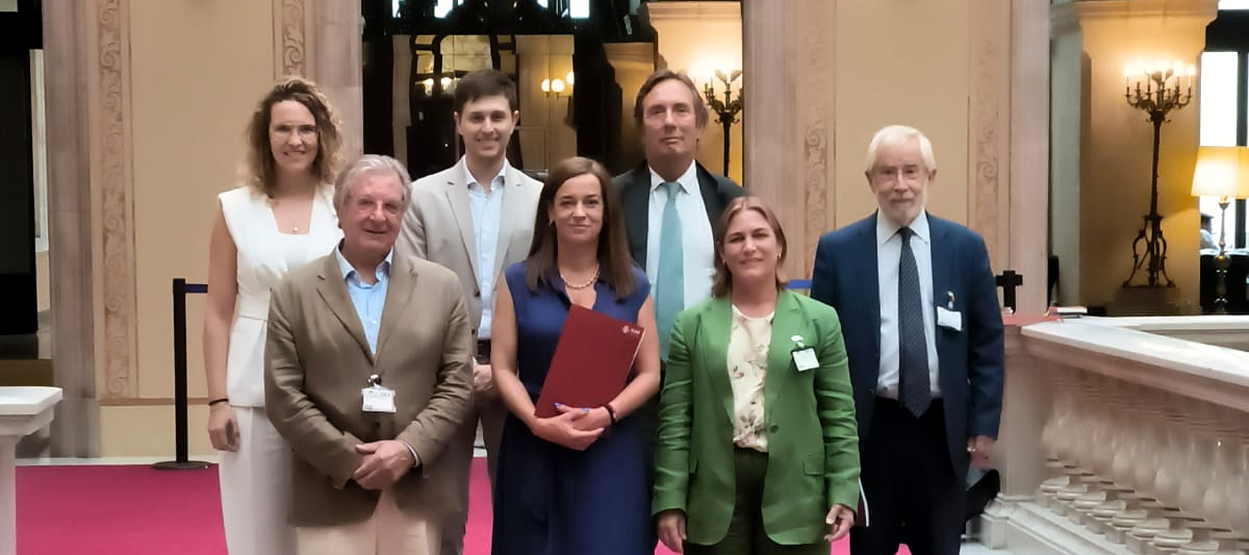 Reunión en el Parlament de Catalunya sobre la proposición de Ley de la Gent Gran